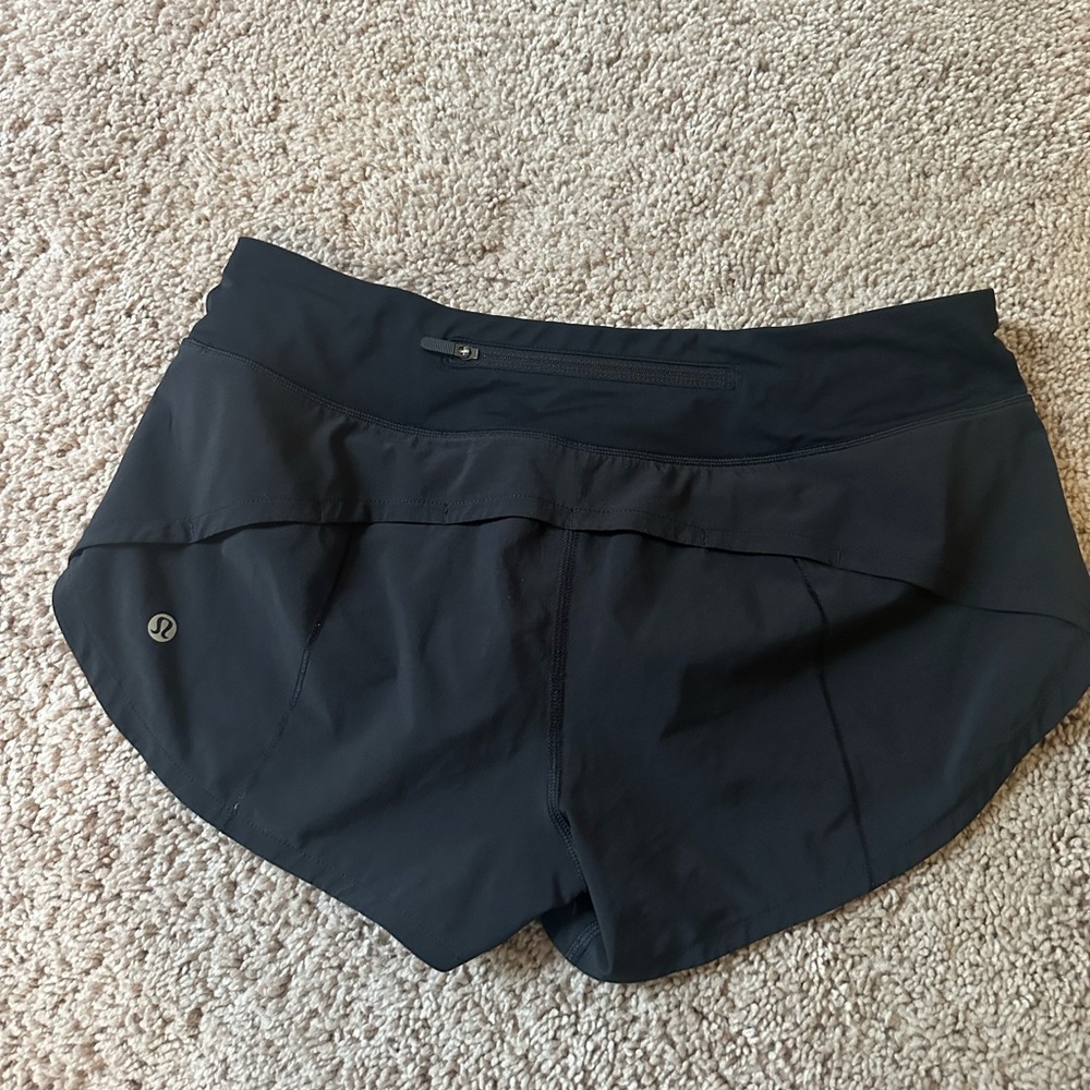 lululemon athletica Women's Black Shorts size 6
